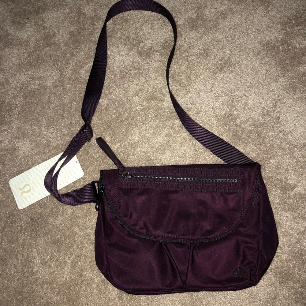 Lululemon Festival II Bag